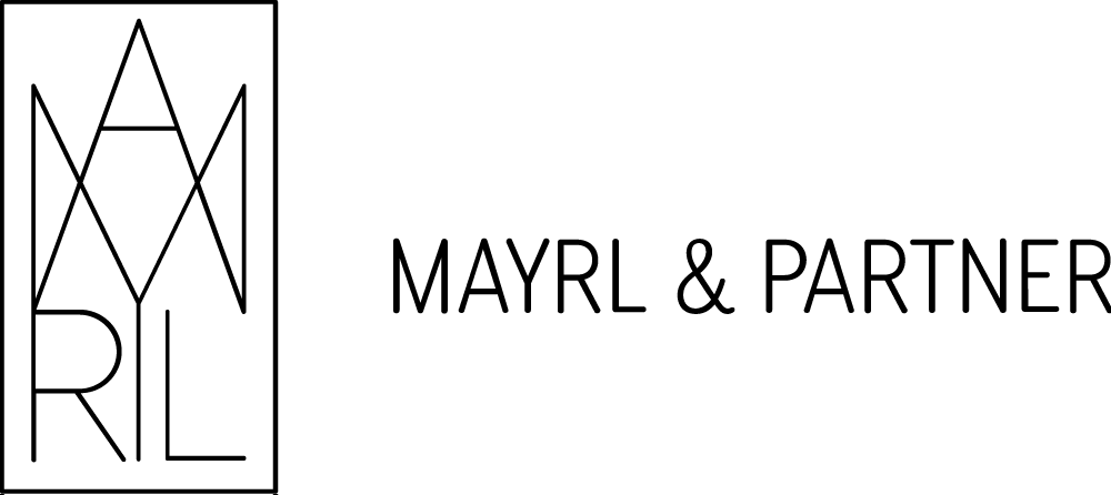 Logo von Mayrl & Partner, bestehend aus einem stilisierten, geometrischen Baum mit drei Ästen und einem Haus darunter. Rechts daneben steht der Firmenname "MAYRL & PARTNER" in Großbuchstaben.