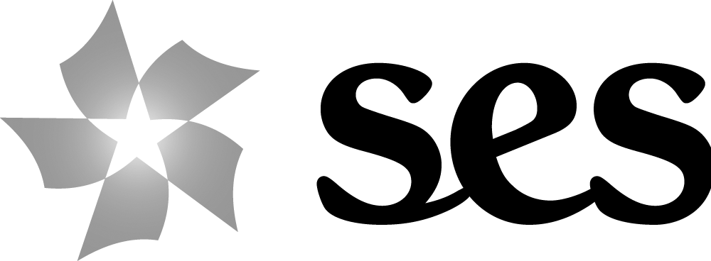 Das Bild zeigt das Logo von SES, einem globalen Satellitenkommunikationsunternehmen. Es besteht aus einem stilisierten Stern und dem Schriftzug "SES" in Großbuchstaben.